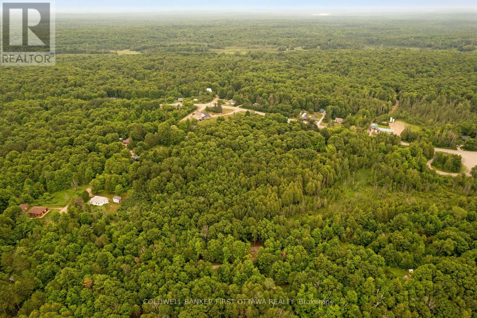 1039 Sunset Strip Lane, Frontenac (Frontenac North), Ontario, K0H2J0, Frontenac (Frontenac North), Ontario — photo 4 of 5