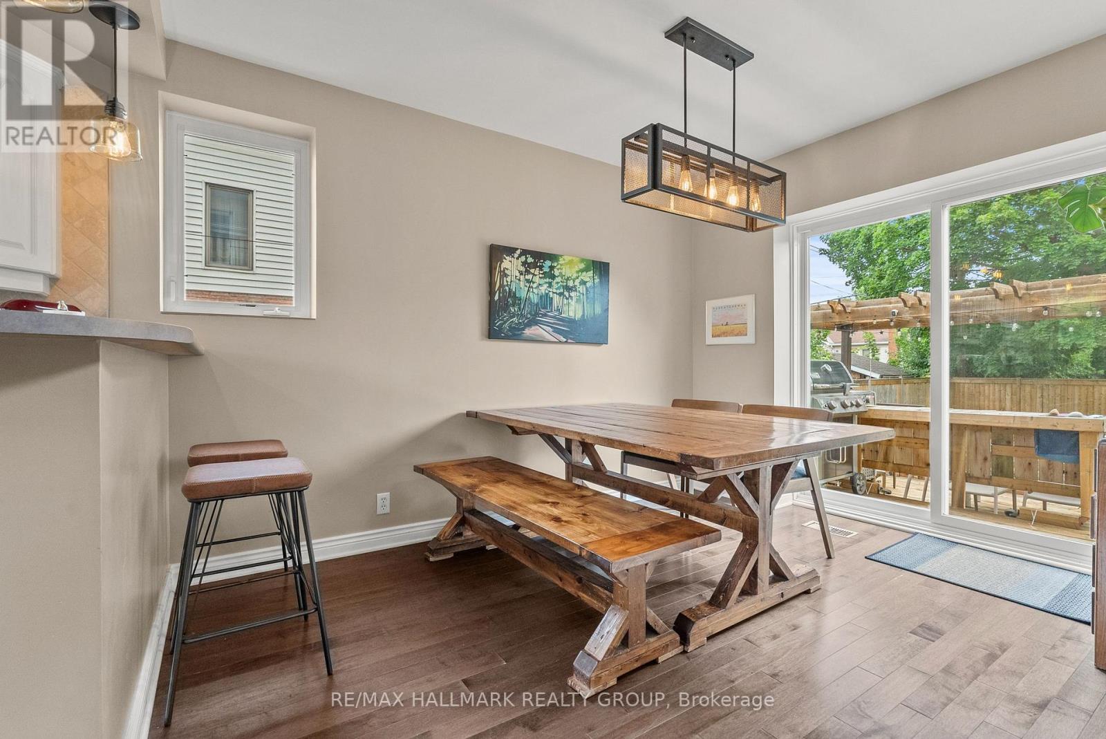 2 Bed, 2 Bath House for Rent in Ottawa – 701 COLE AVENUE, Ottawa – MLS# X13594440 - Image 9