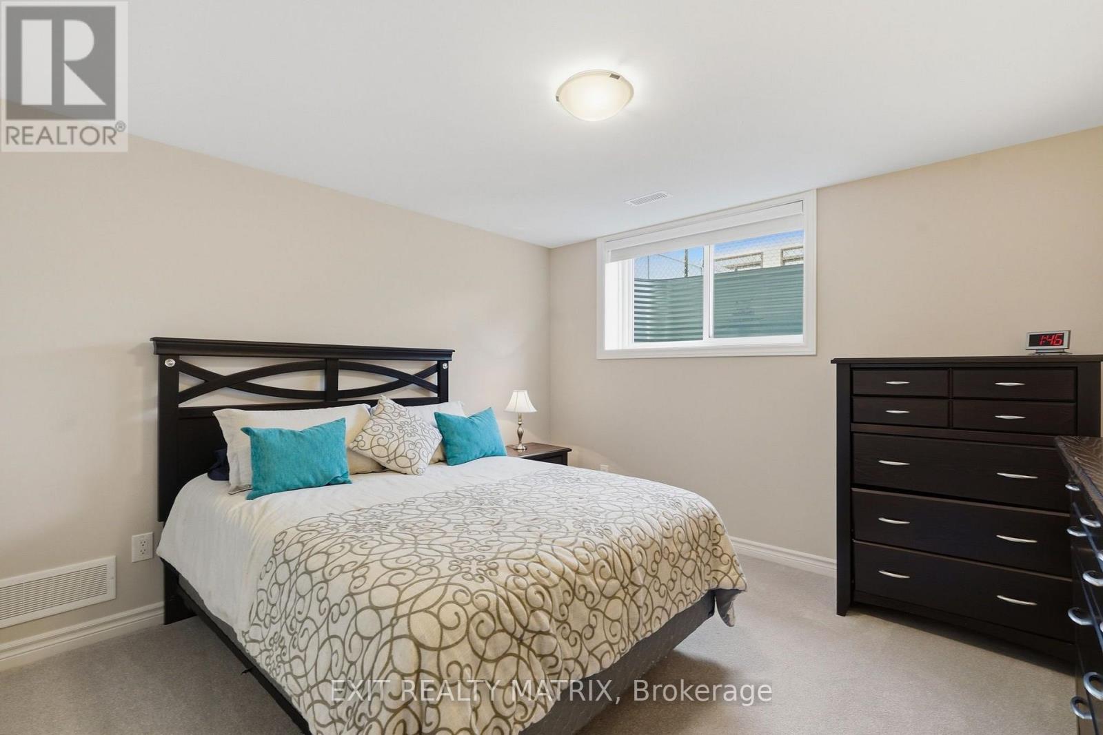 961 COLOGNE STREET - Image 23