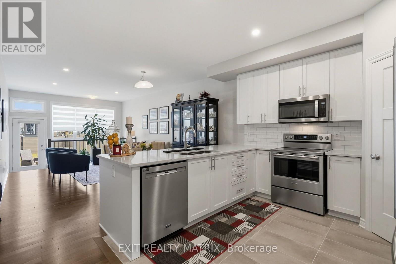 961 COLOGNE STREET - Image 8