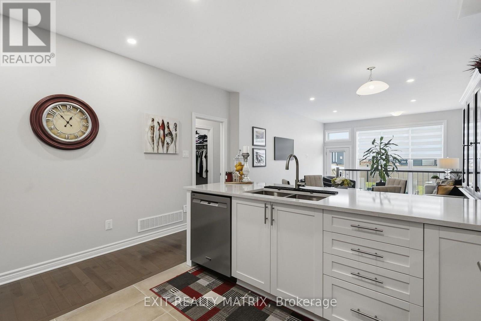 961 COLOGNE STREET - Image 9