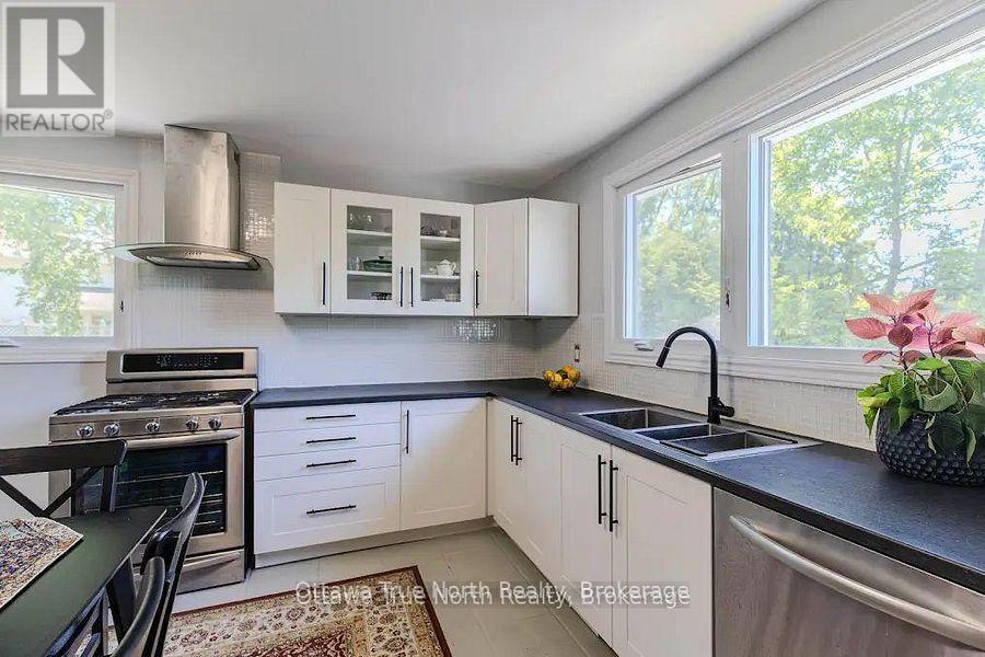 3 Bed, 1 Bath House for Rent in Ottawa – 35 TAUVETTE STREET, Ottawa – MLS# X13594646 - Image 30