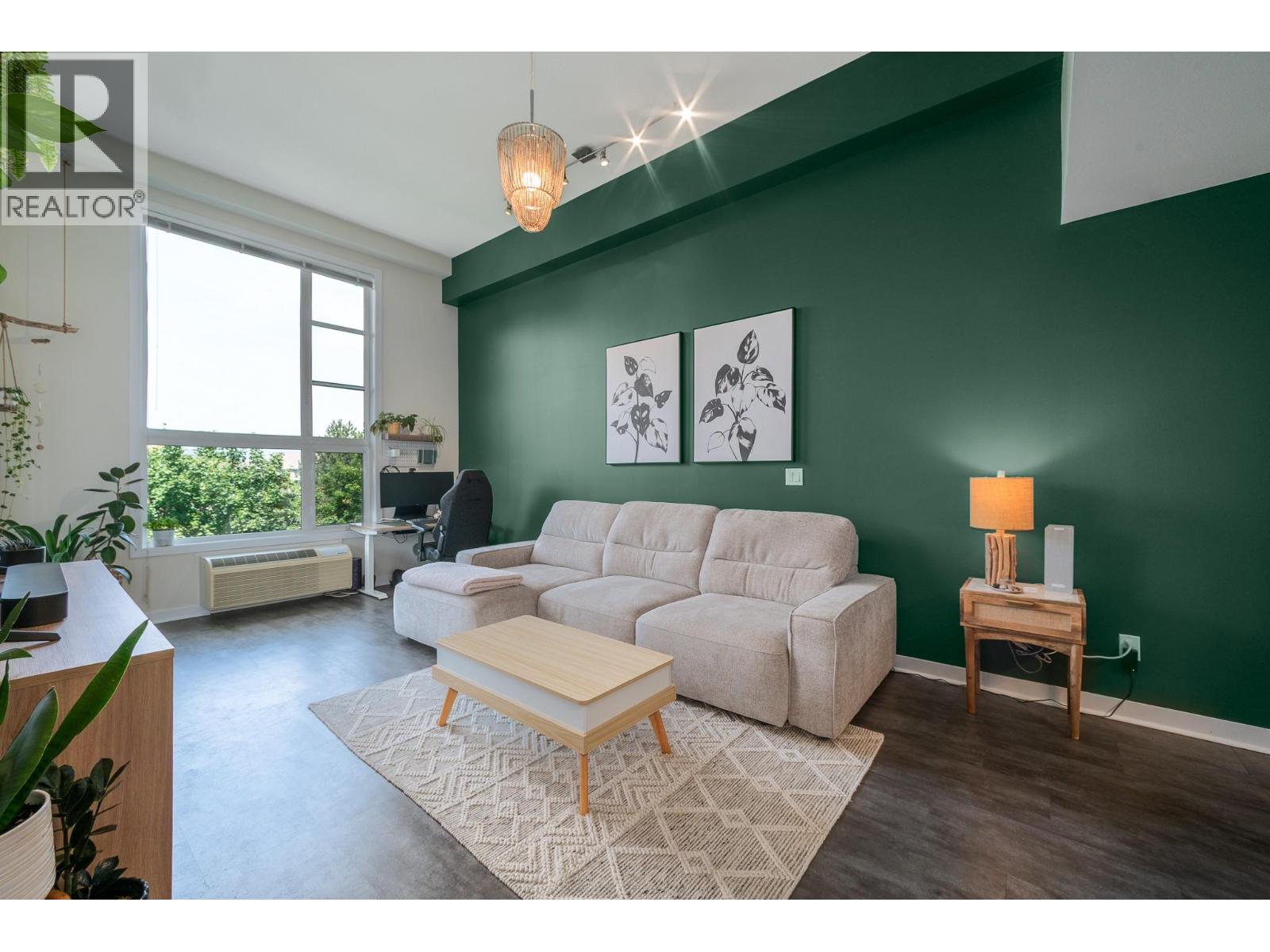 #417 533 Yates Road - 8