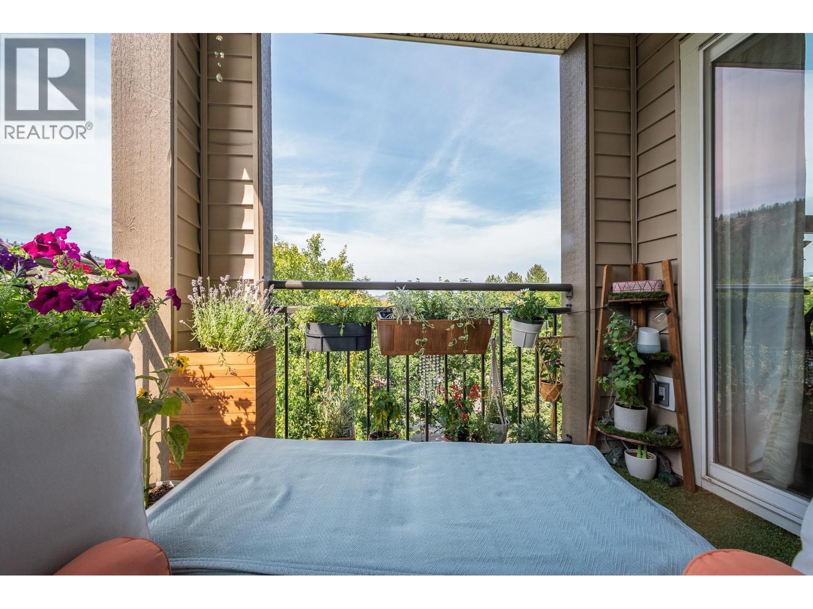 #417 533 Yates Road - 15