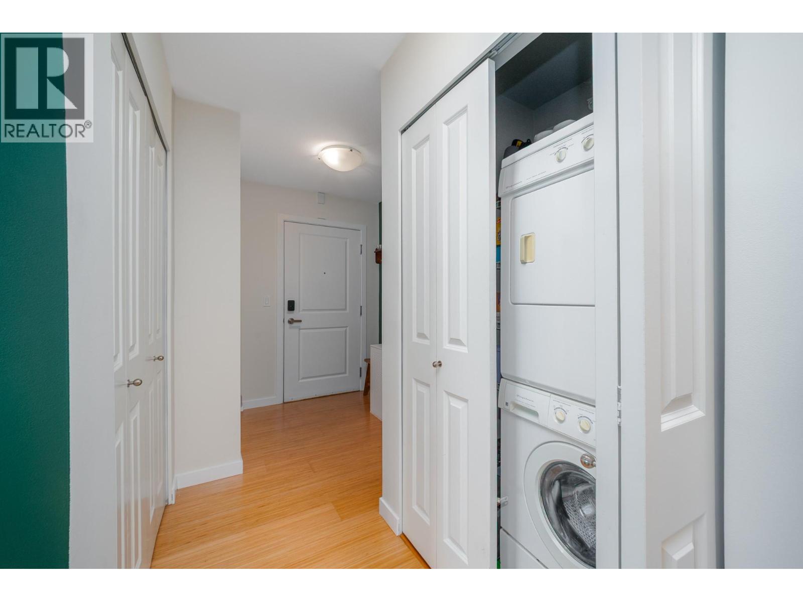 #417 533 Yates Road - 27