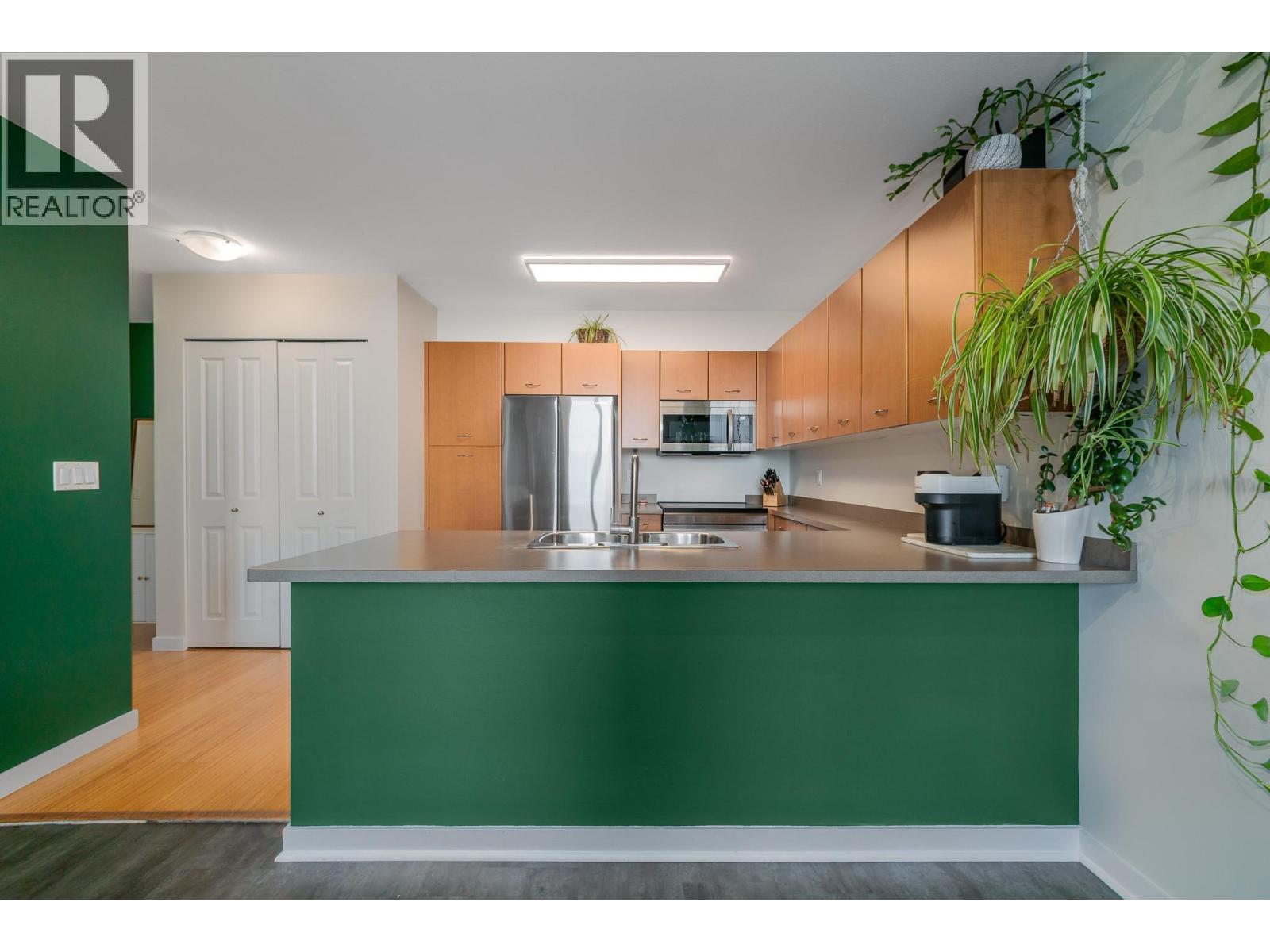 #417 533 Yates Road - 7