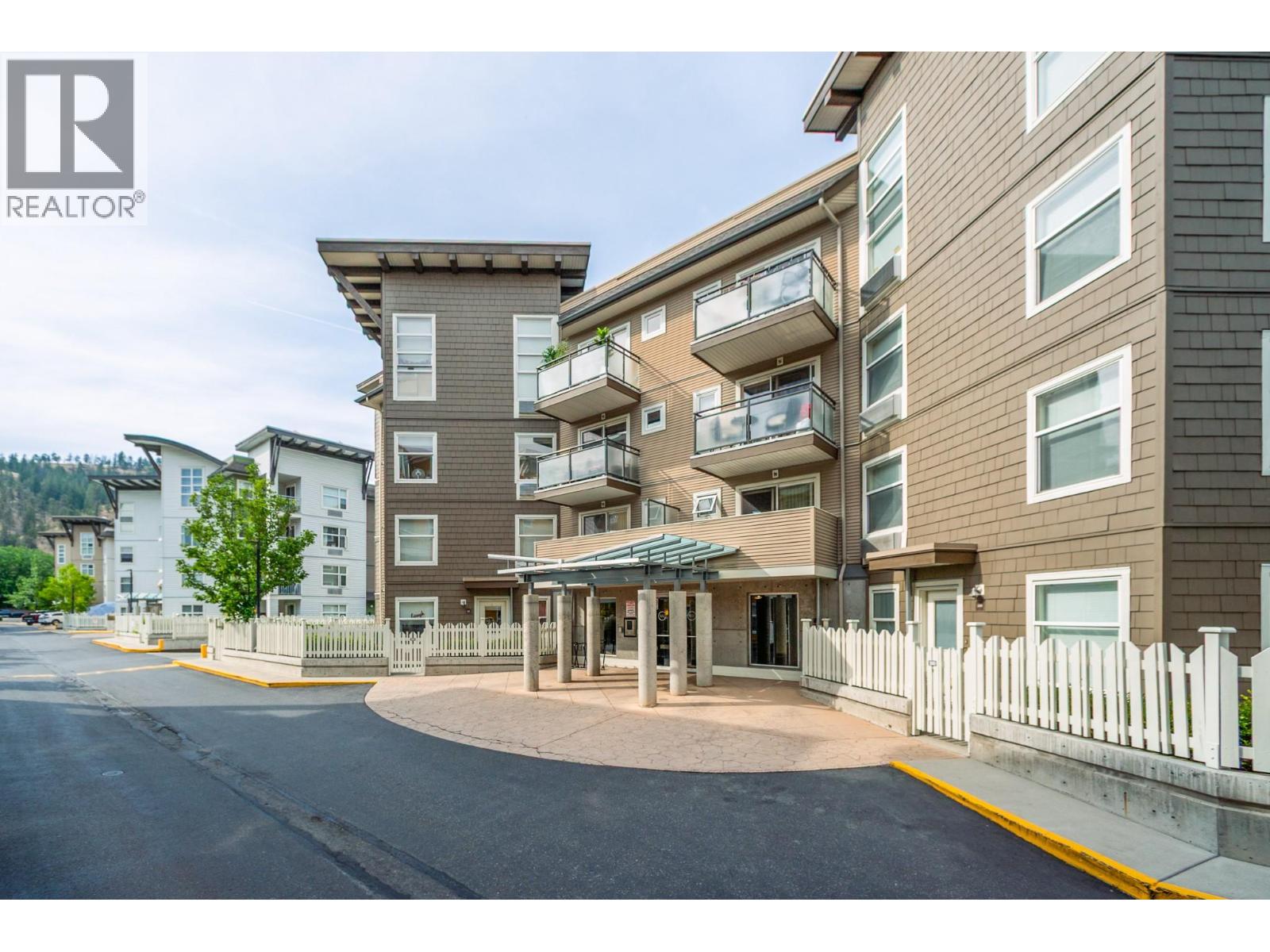 #417 533 Yates Road - 48