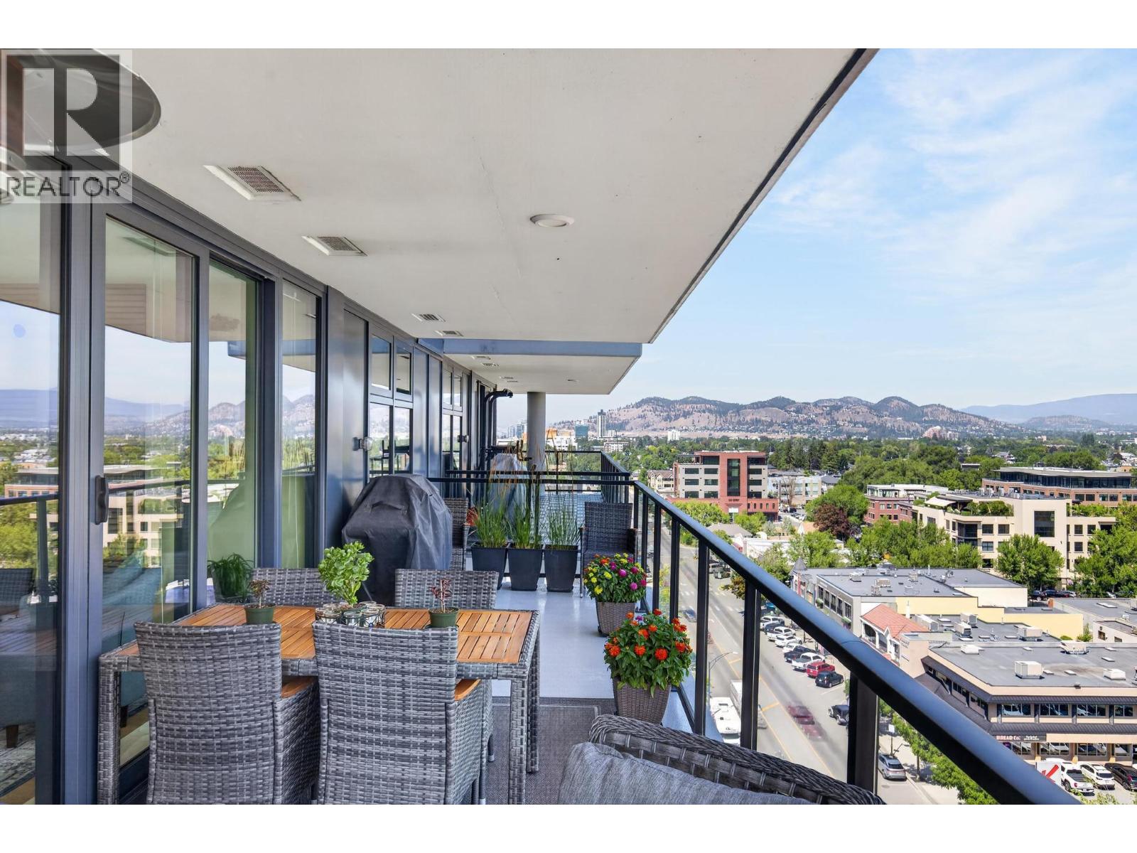 #1102 485 Groves Avenue - 16