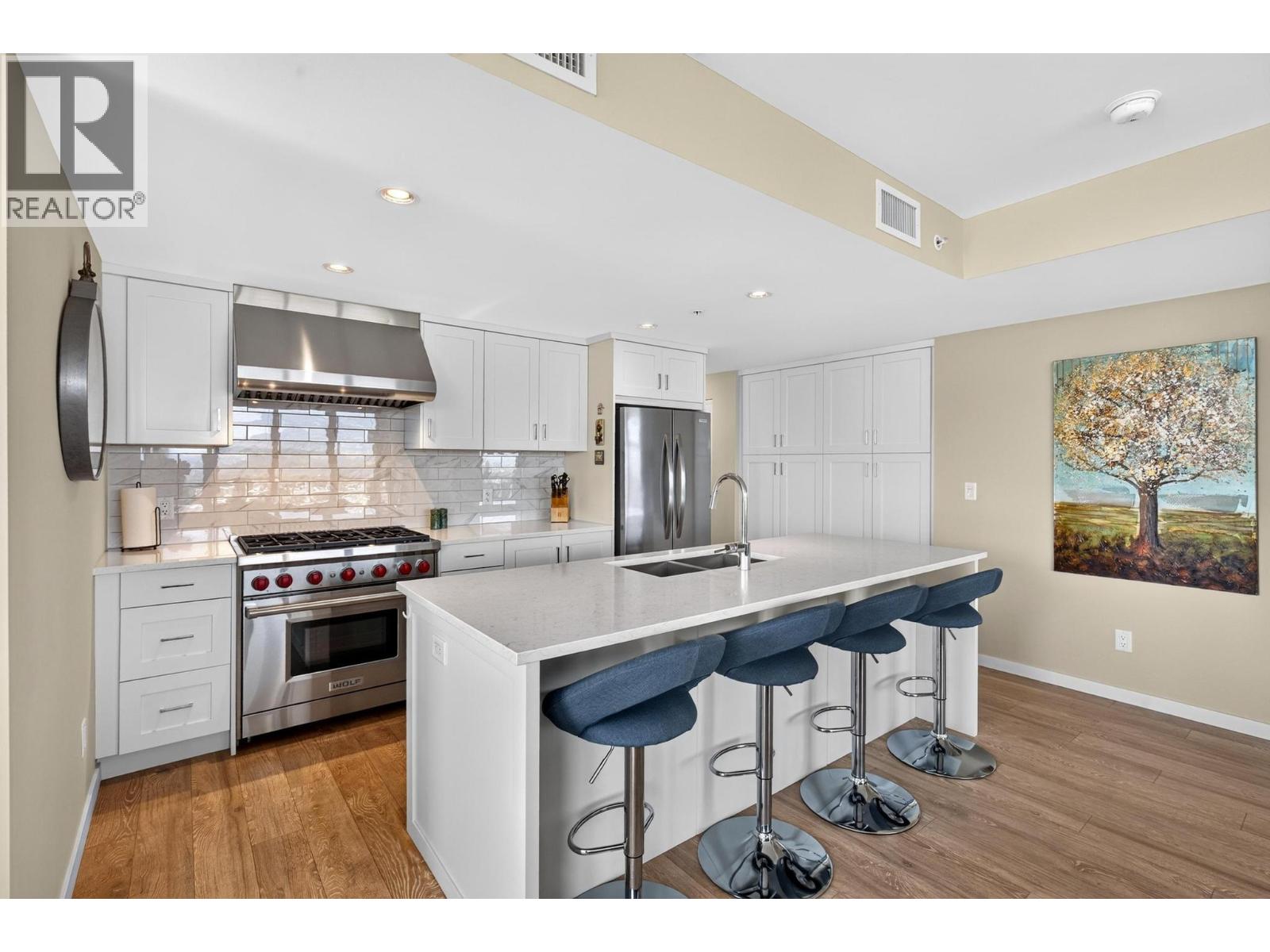#1102 485 Groves Avenue - 5