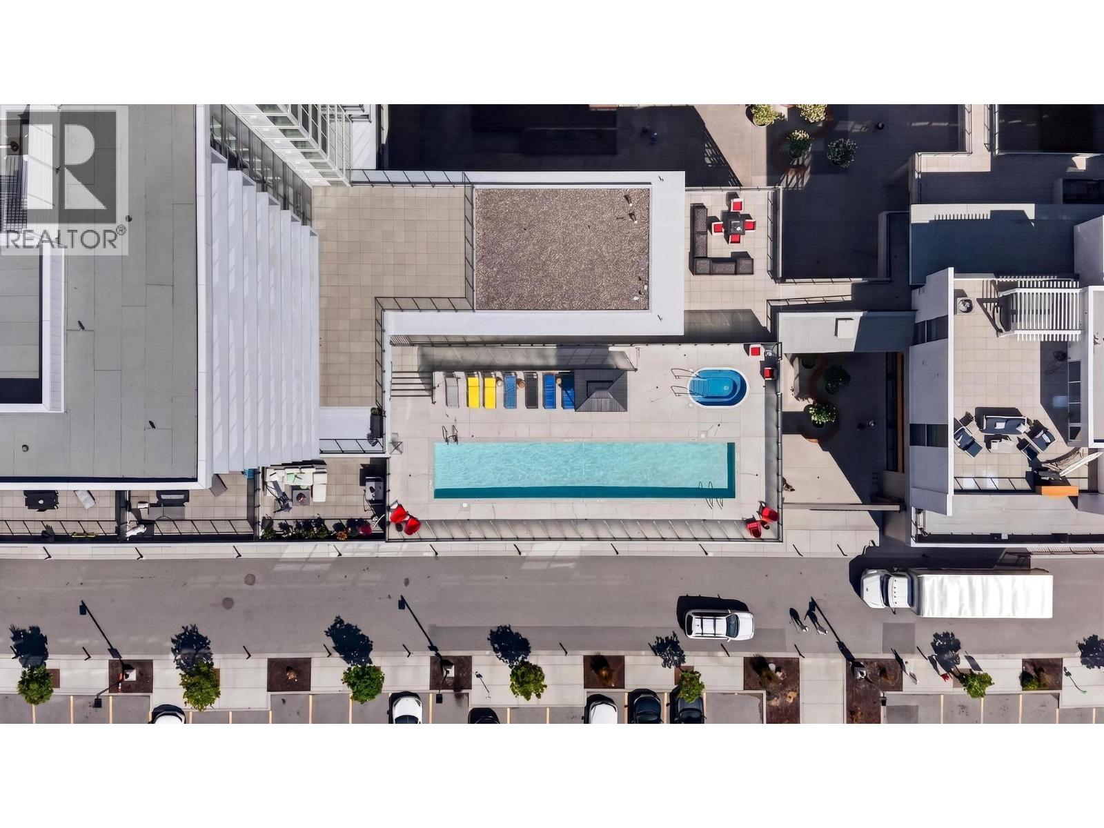 #1102 485 Groves Avenue - 40