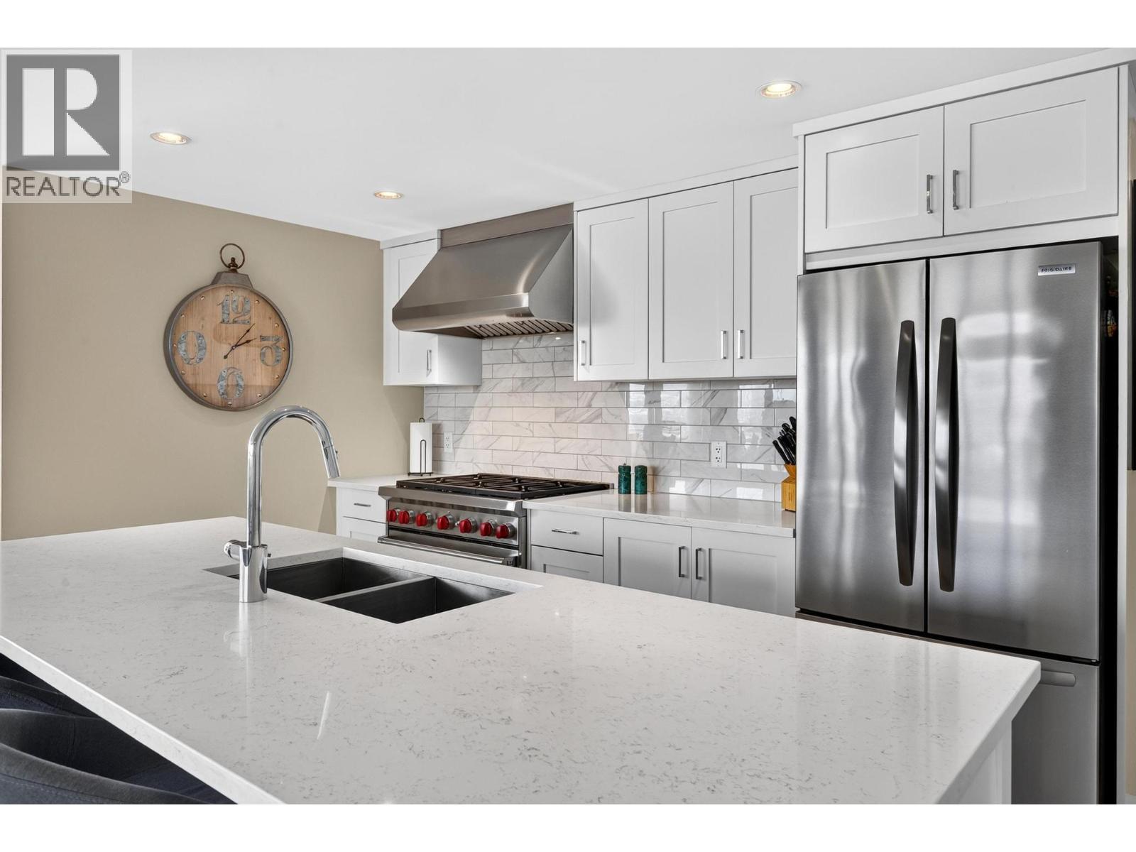 #1102 485 Groves Avenue - 8
