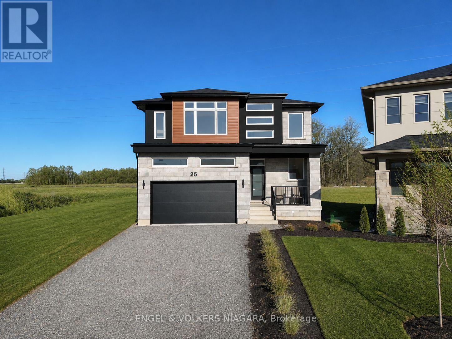 25 ELVIRA WAY - 2
