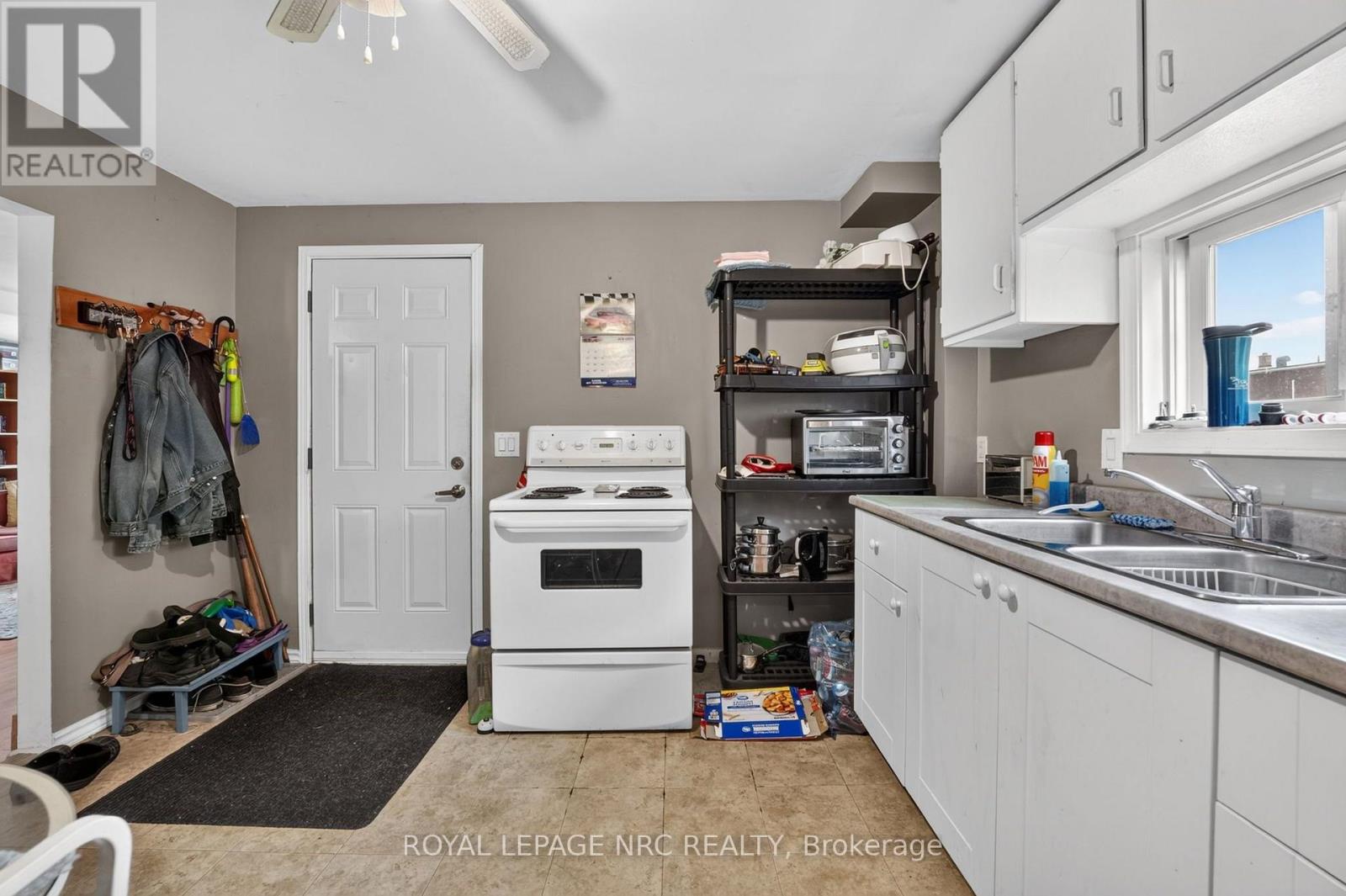 231-233 JARVIS STREET - 20