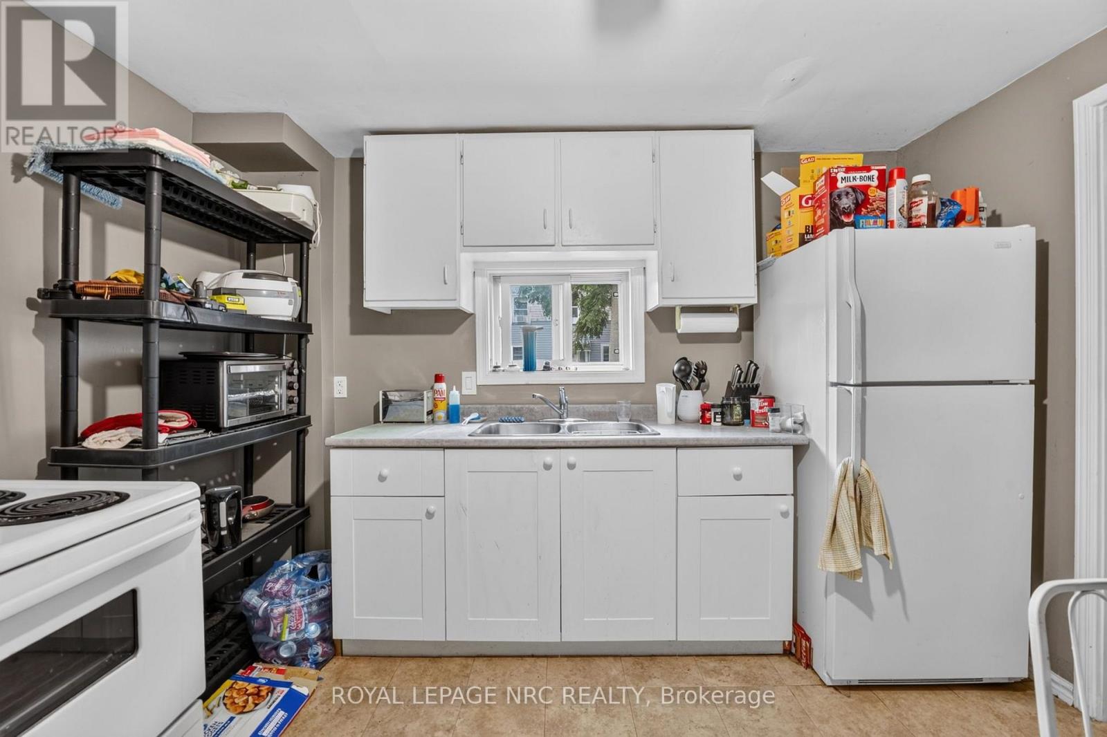 231-233 JARVIS STREET - Image 21