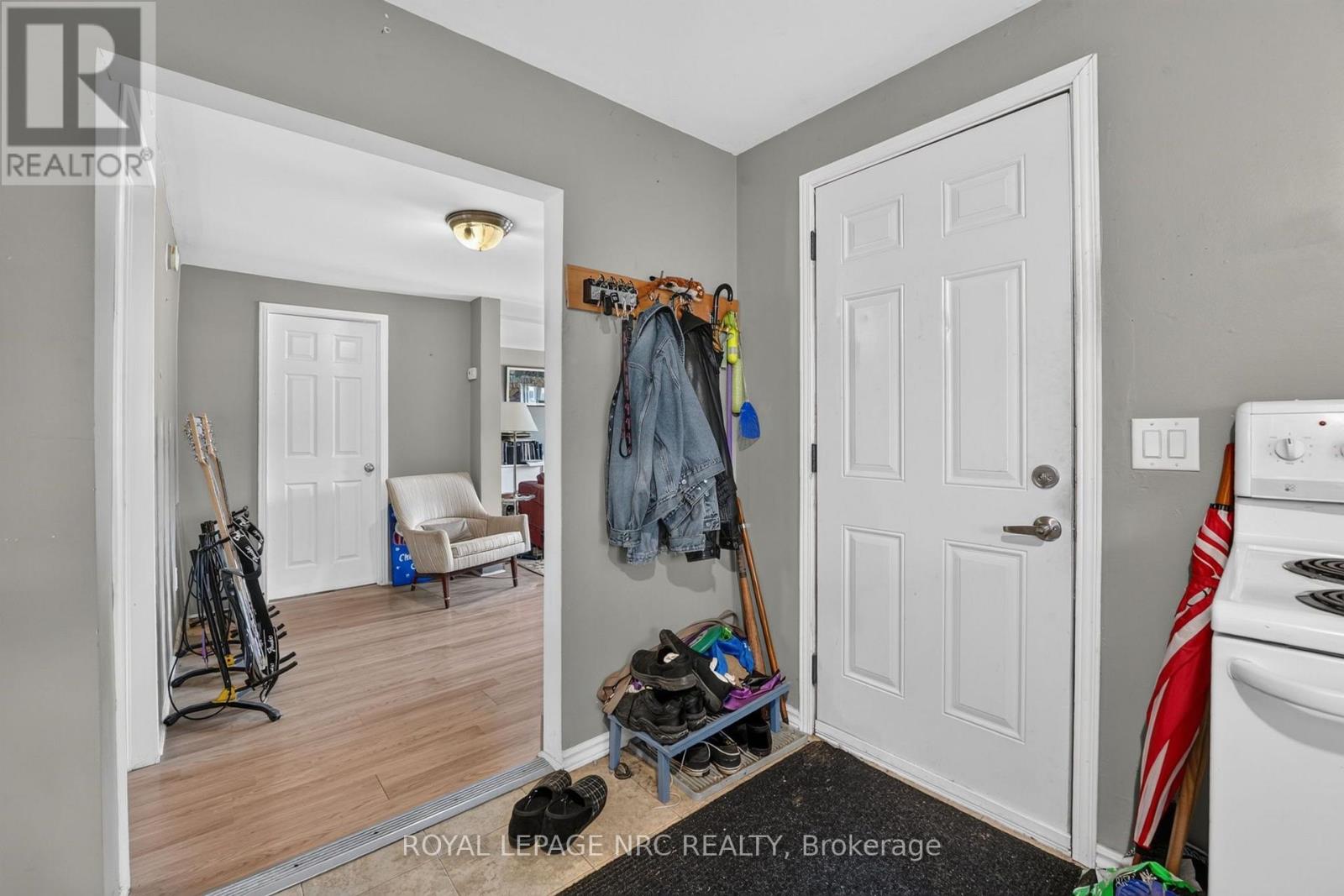 231-233 JARVIS STREET - Image 23