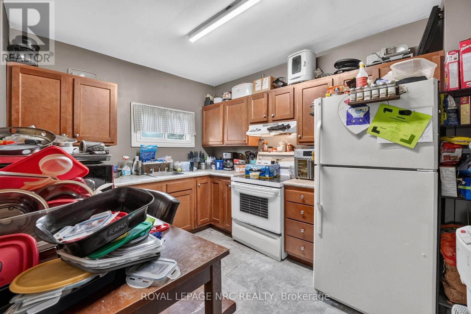 231-233 JARVIS STREET - 27