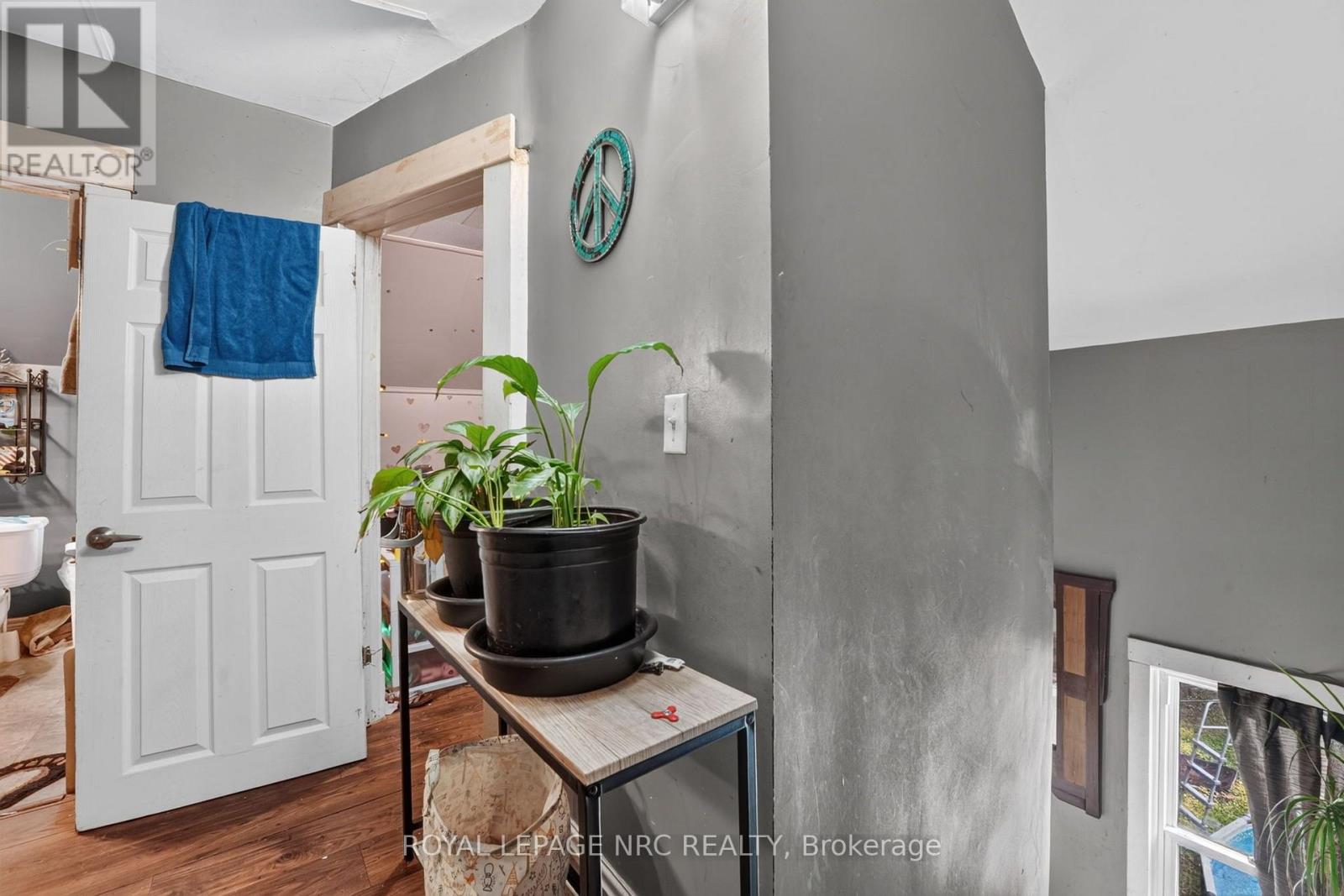 231-233 JARVIS STREET - Image 30