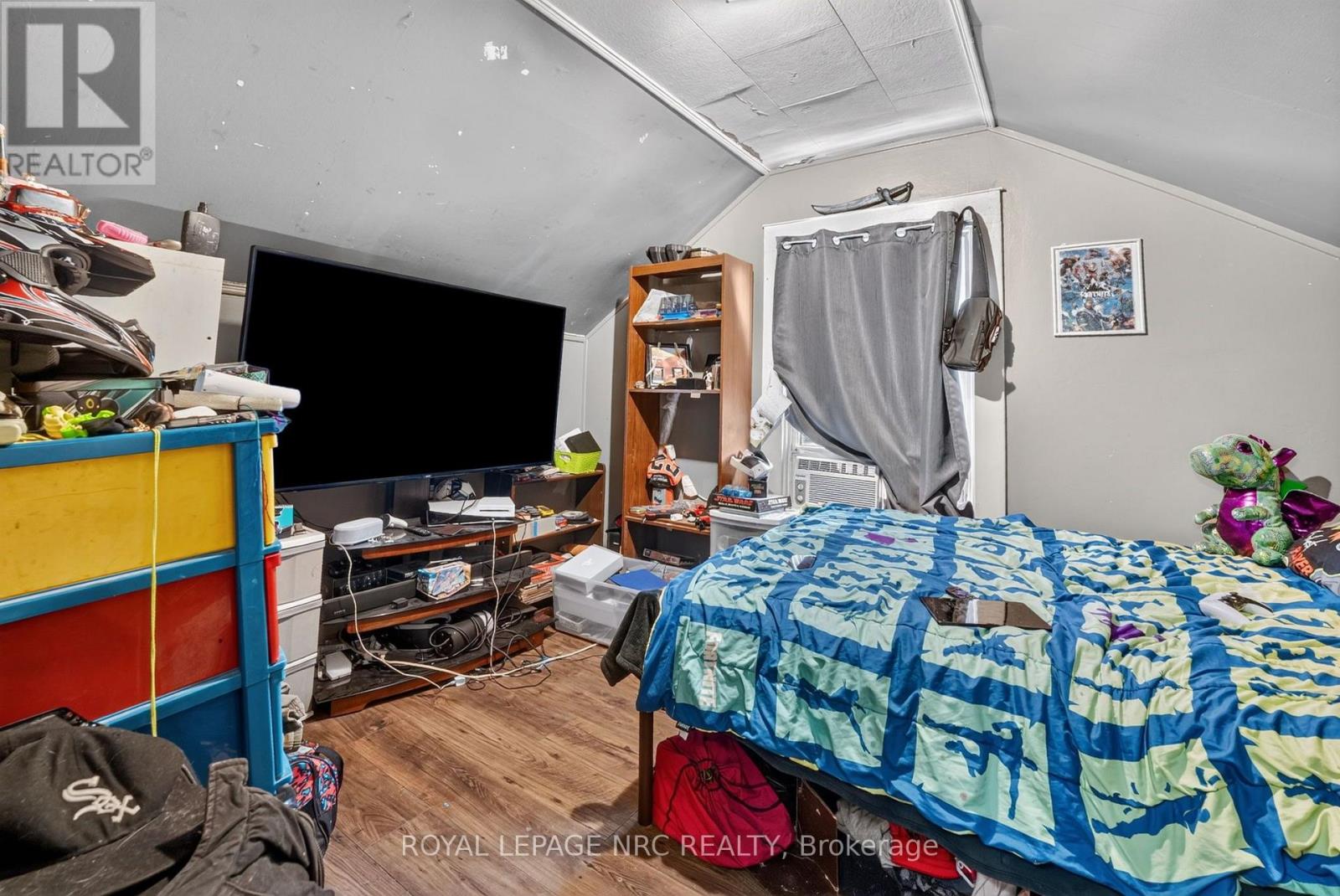 231-233 JARVIS STREET - Image 31
