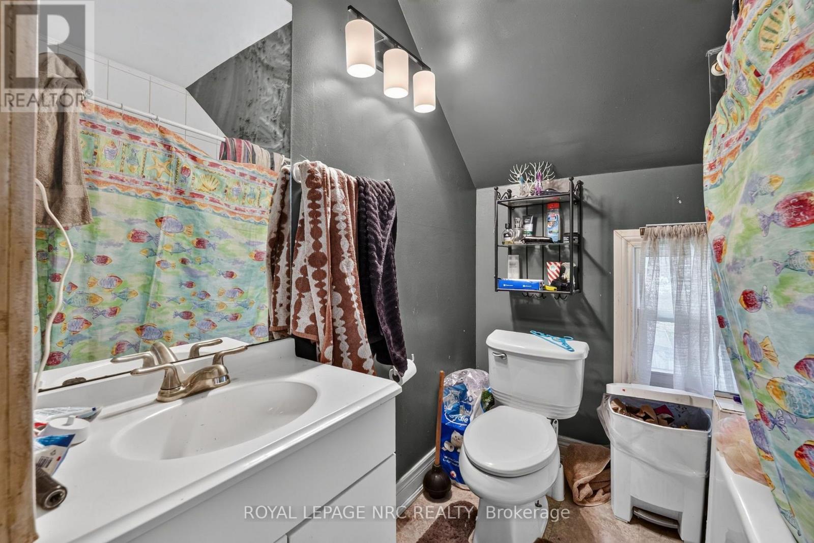231-233 JARVIS STREET - 33