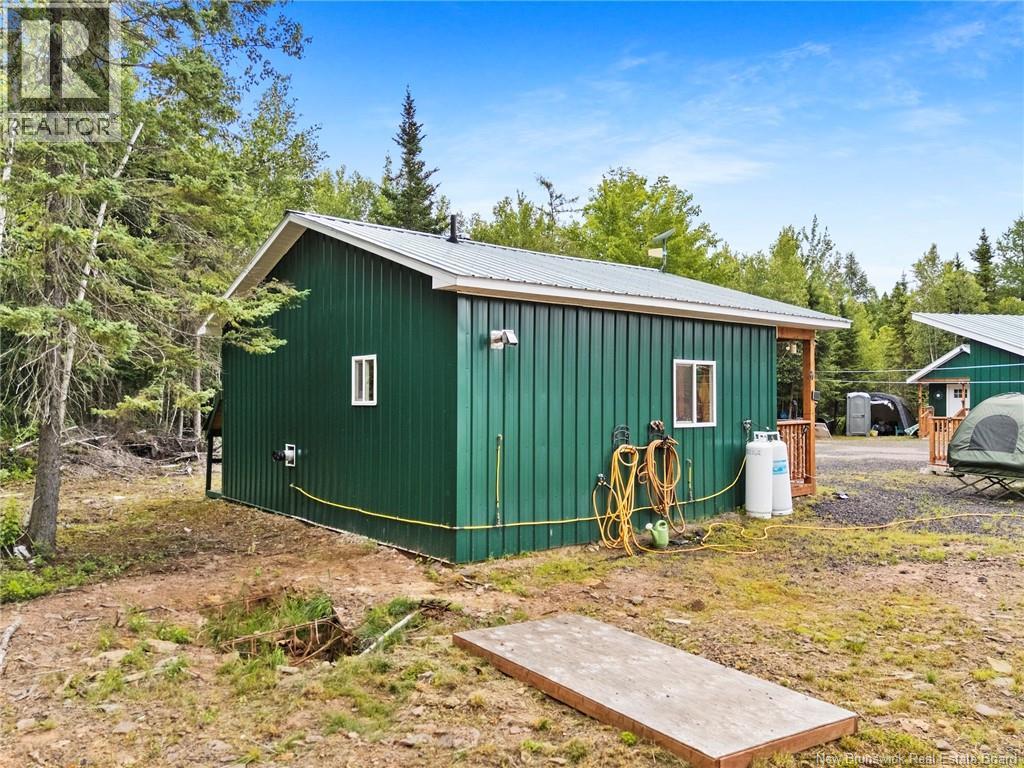 460 Dufferin Road - Image 19