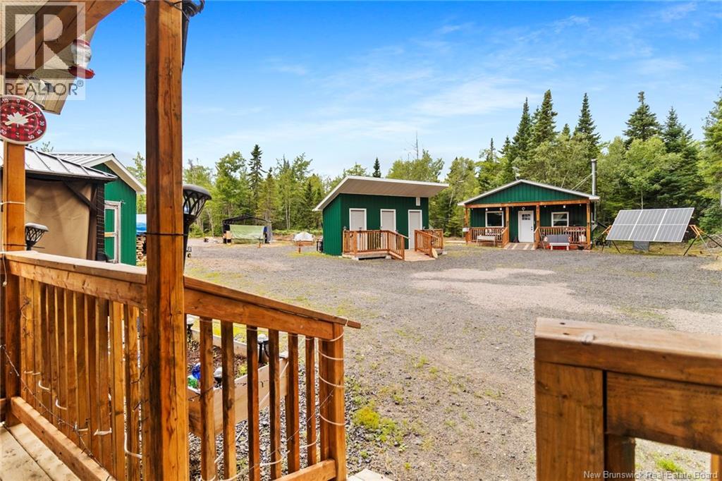 460 Dufferin Road - 25