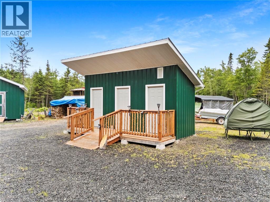 460 Dufferin Road - 26