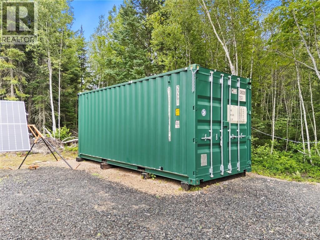 460 Dufferin Road - 35