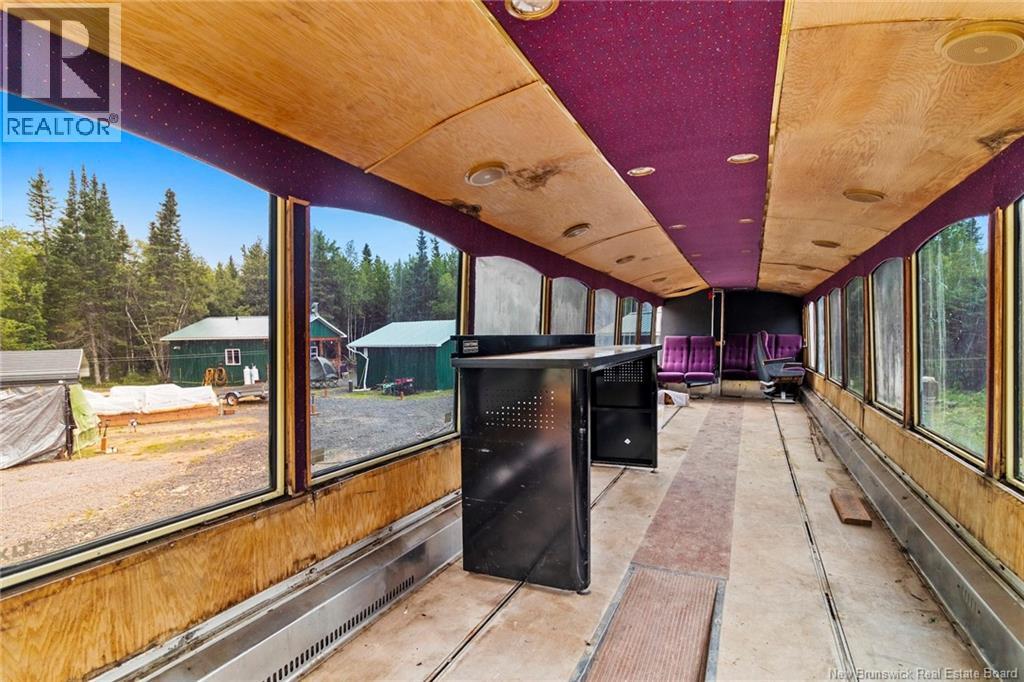 460 Dufferin Road - Image 39