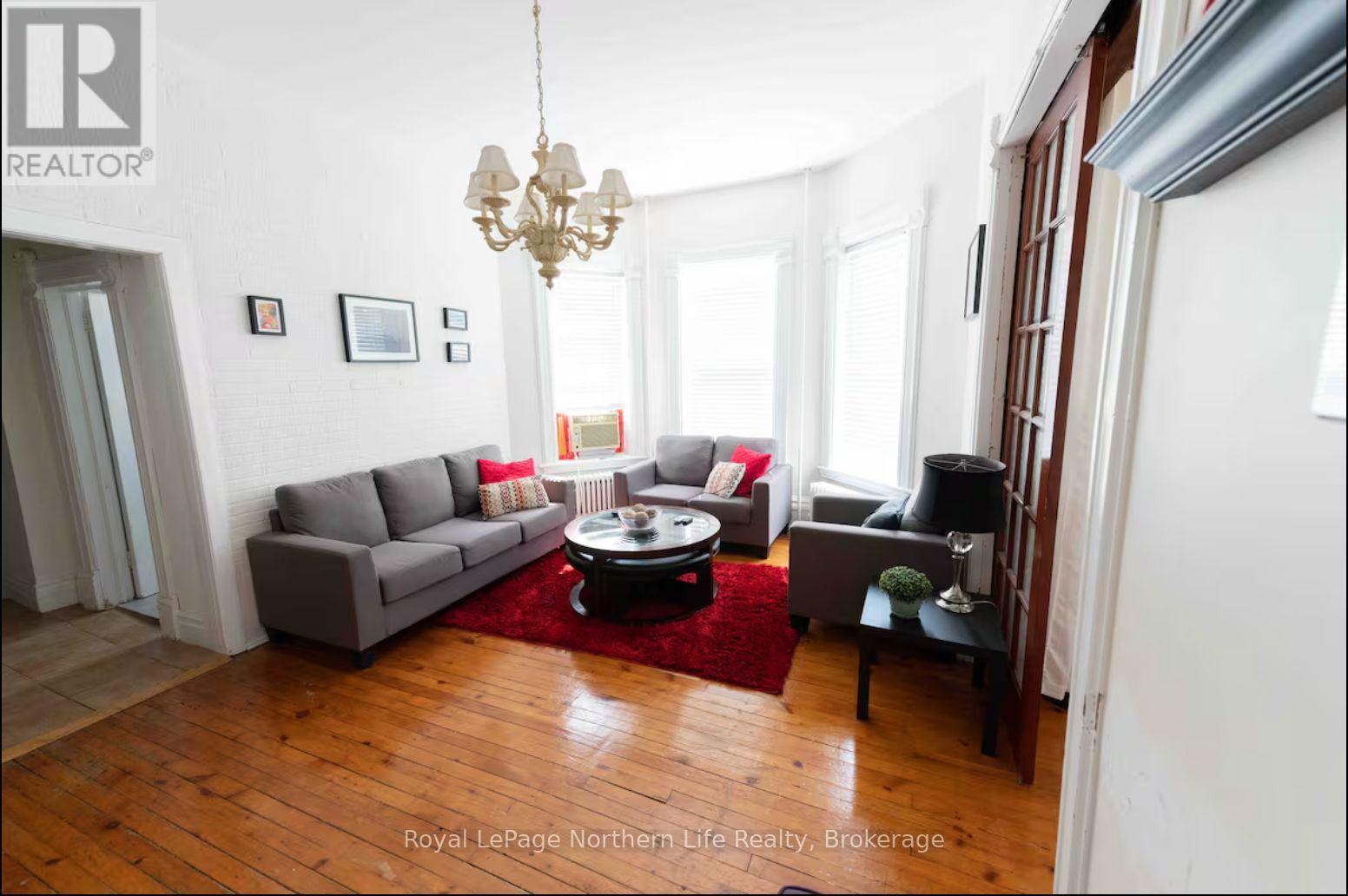 523 SHERBROOKE STREET - 7