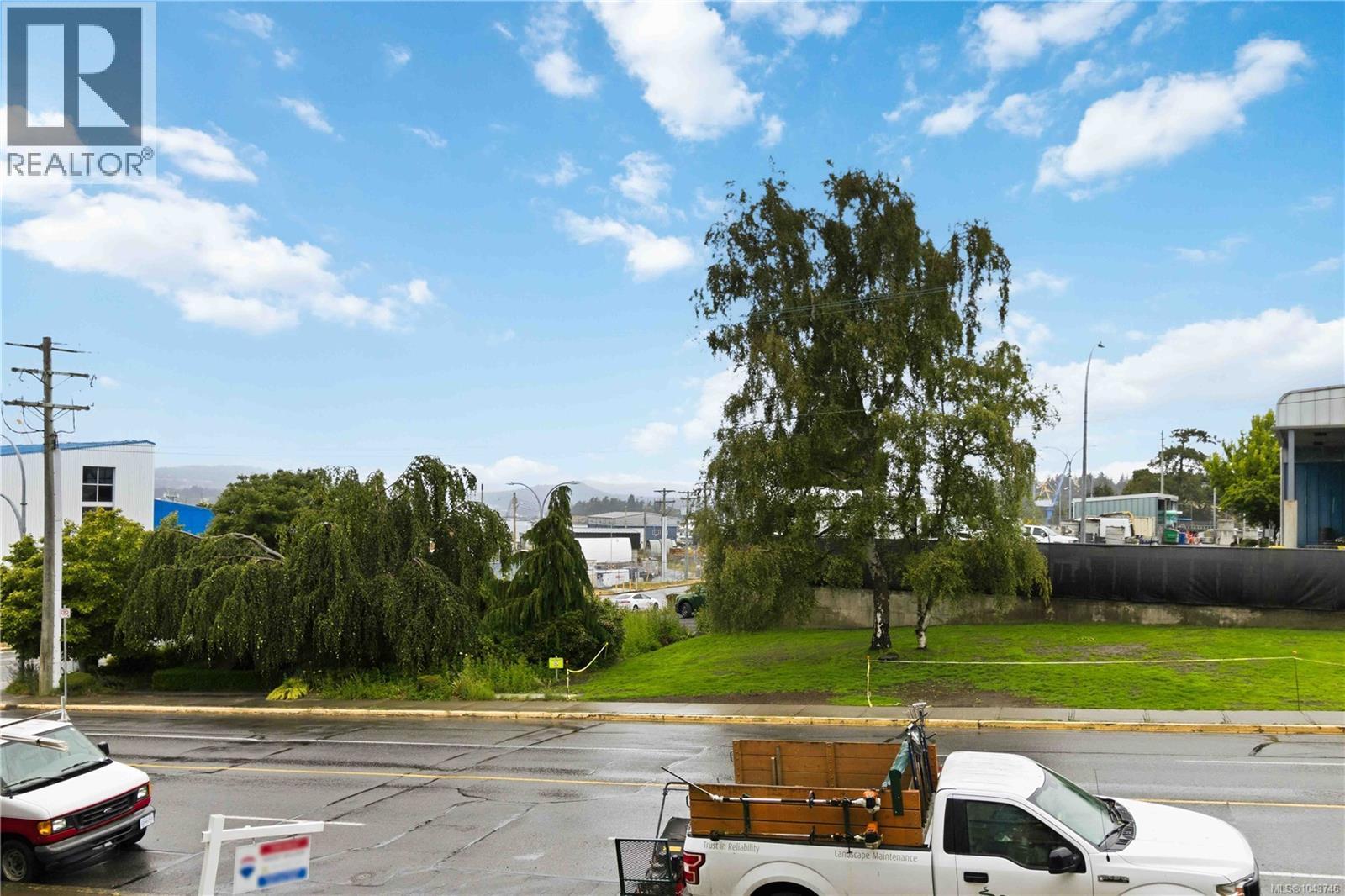 #102 1405 Esquimalt Rd - 42