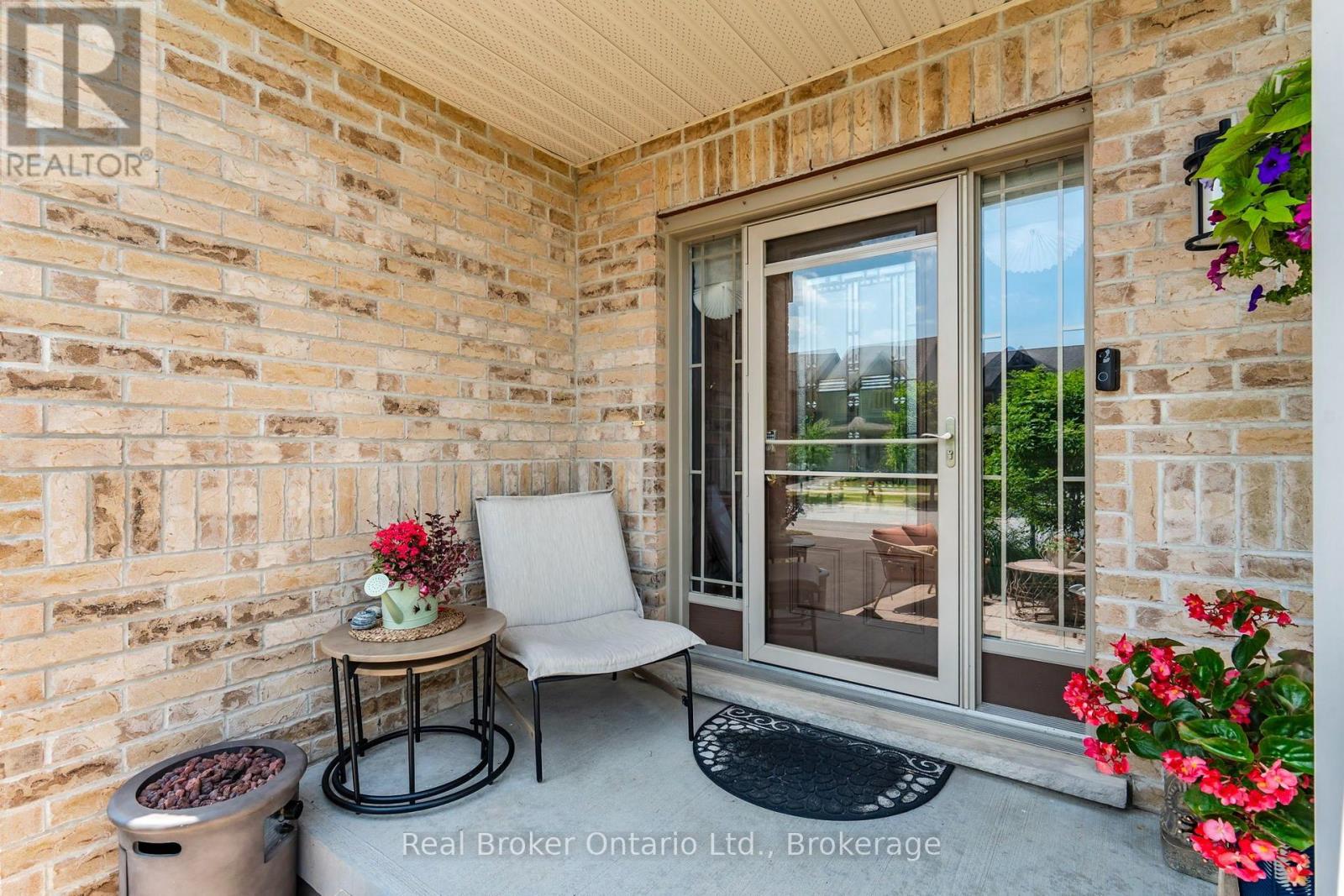 984 COOK DRIVE - Image 4