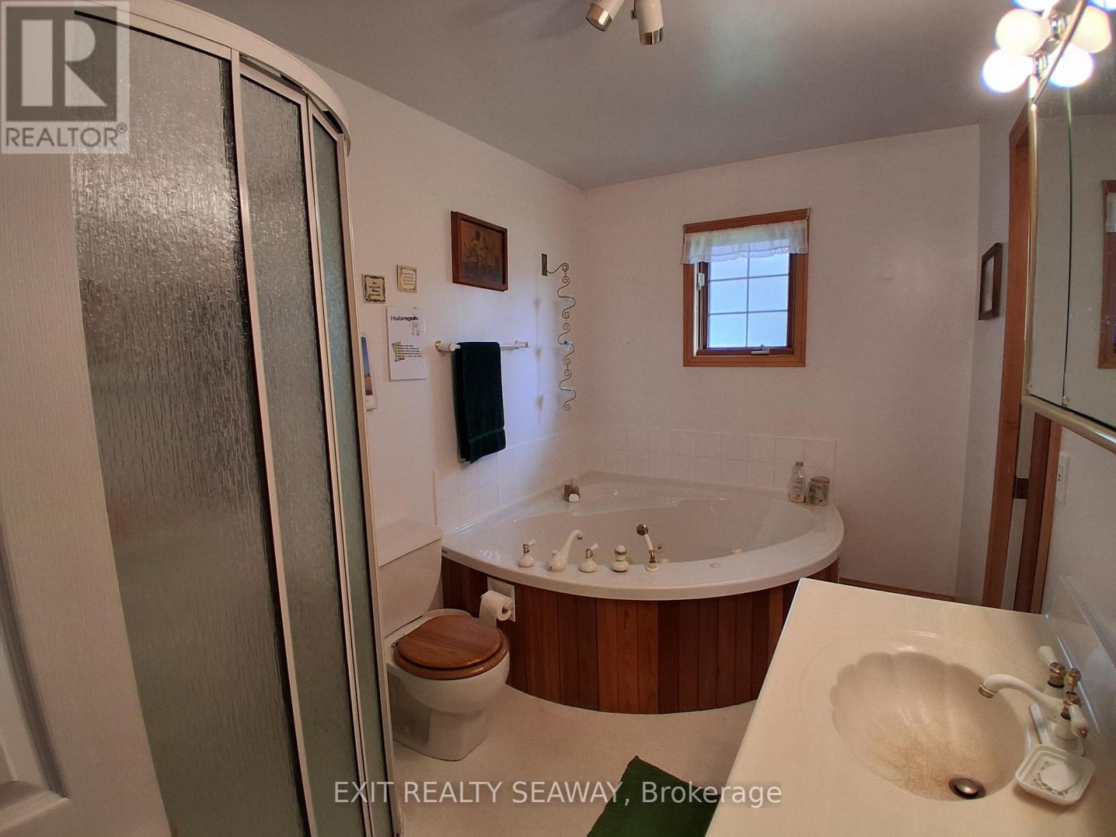 4557 CARMAN ROAD N - 17