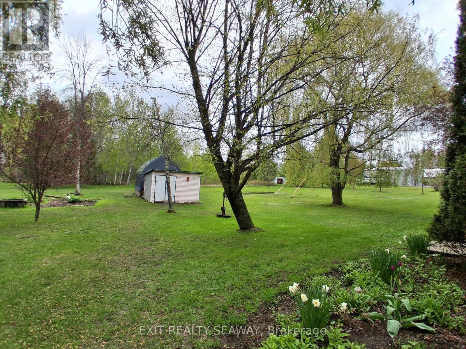 4557 CARMAN ROAD N - 25