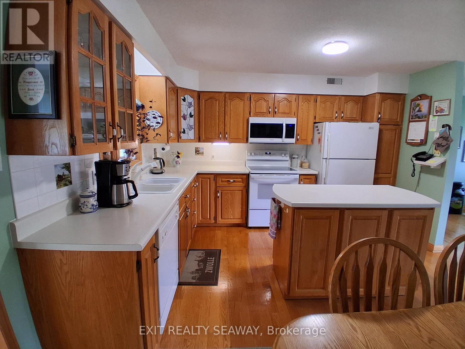 4557 CARMAN ROAD N - 5