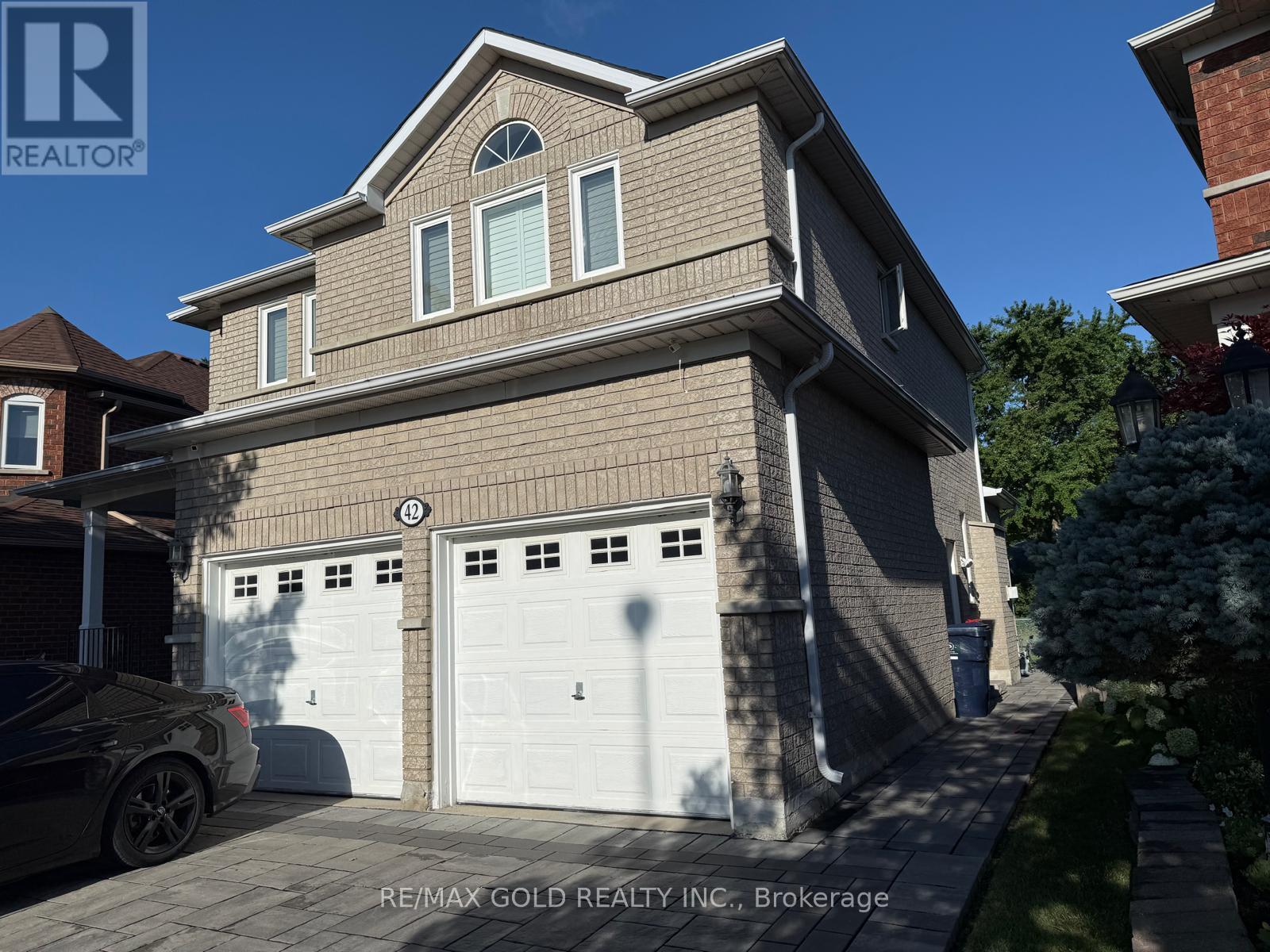 42 STONEBRIDGE BOULEVARD - 4