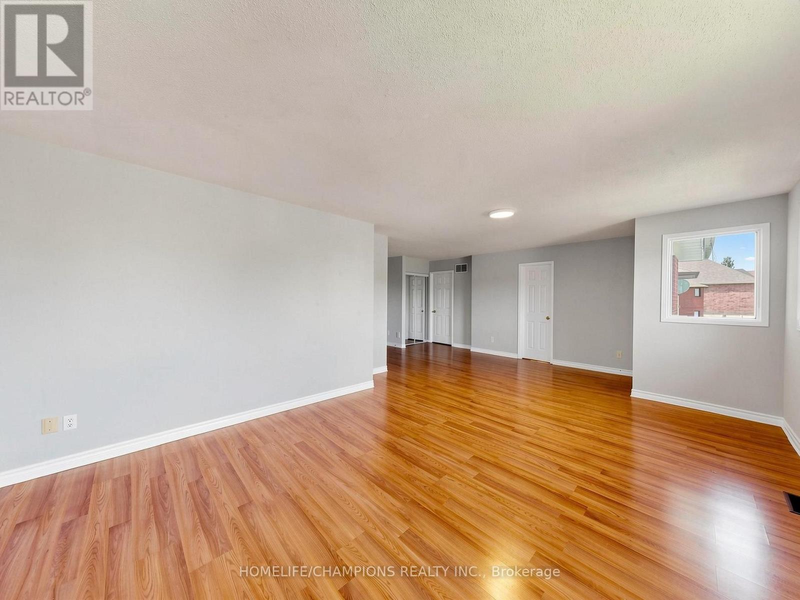 1622 SANDHURST CRESCENT - 25