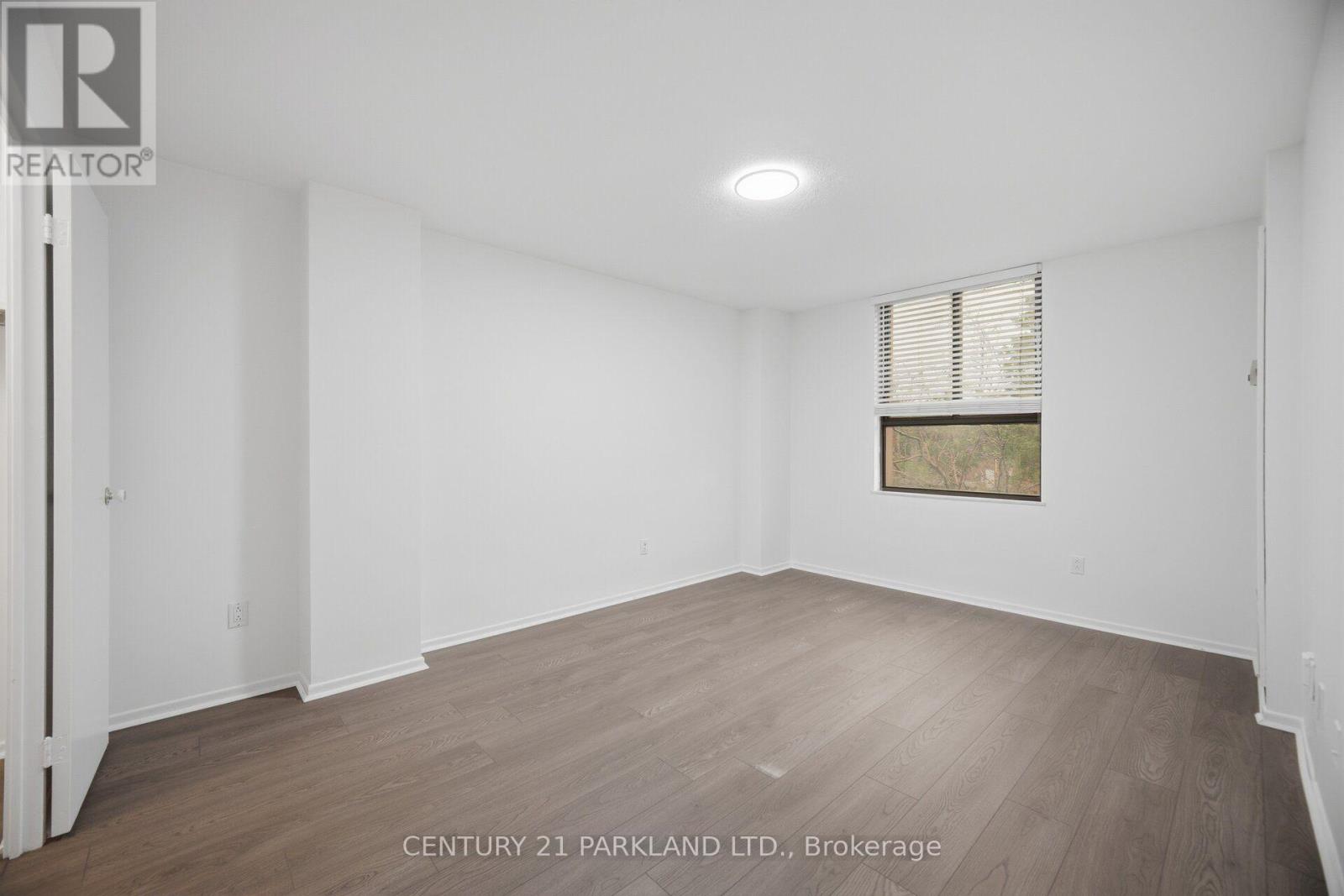 #203 2721 VICTORIA PK AVENUE - 17