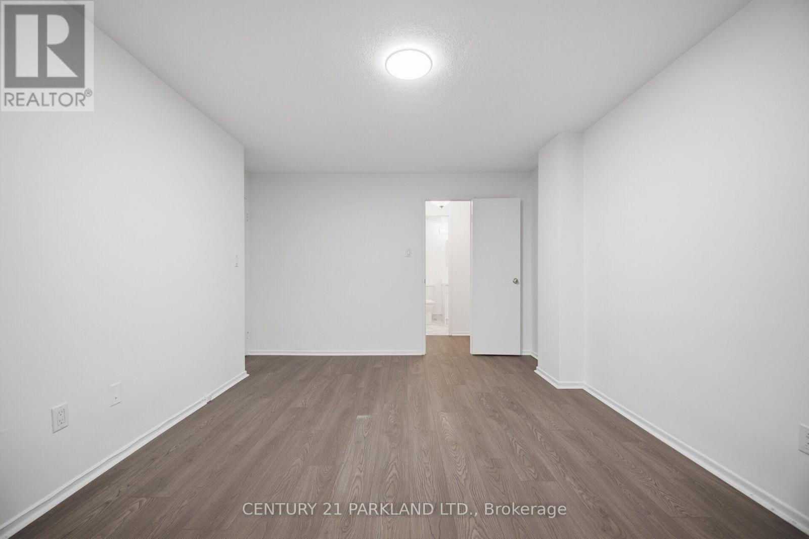 #203 2721 VICTORIA PK AVENUE - 20