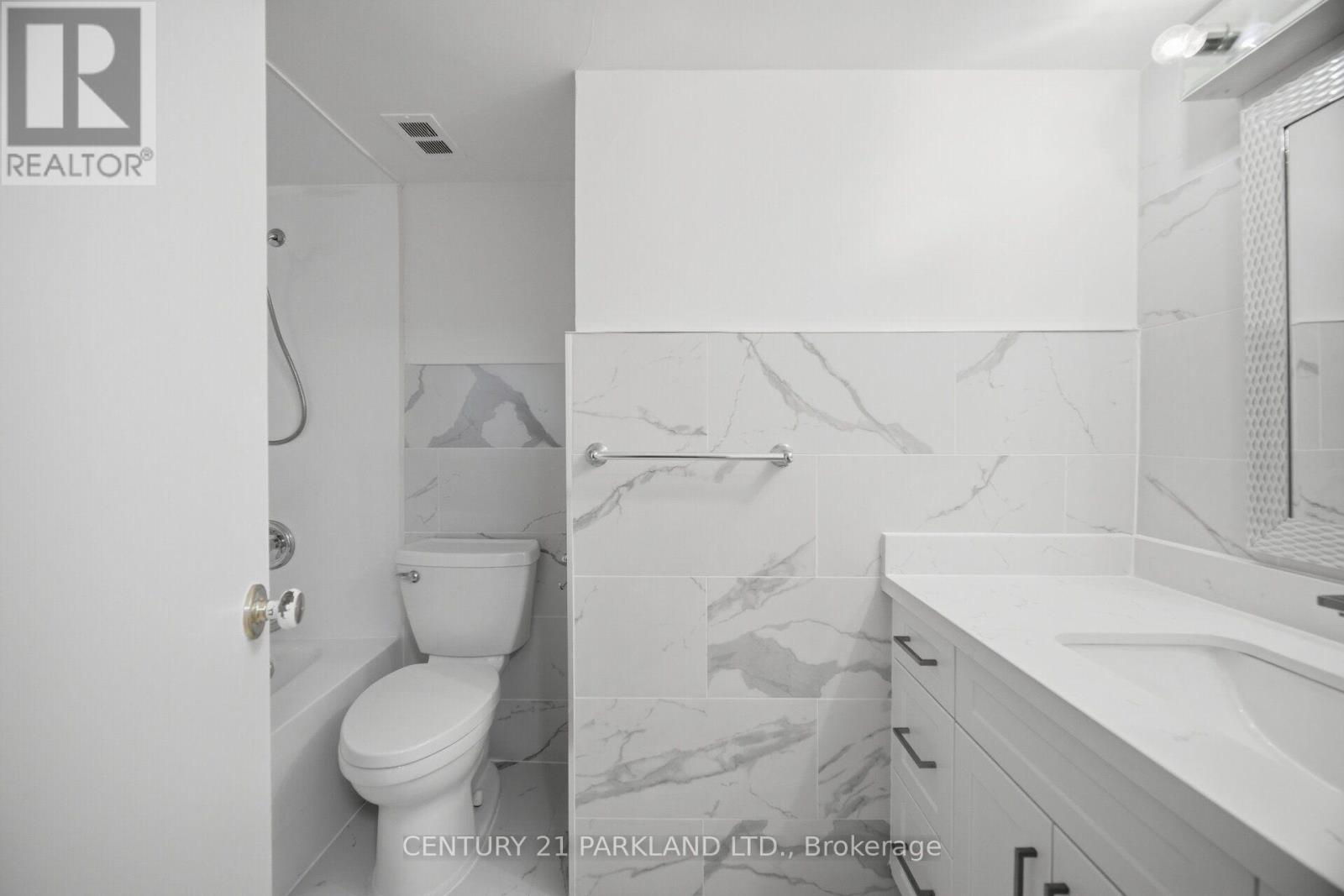 #203 2721 VICTORIA PK AVENUE - 25
