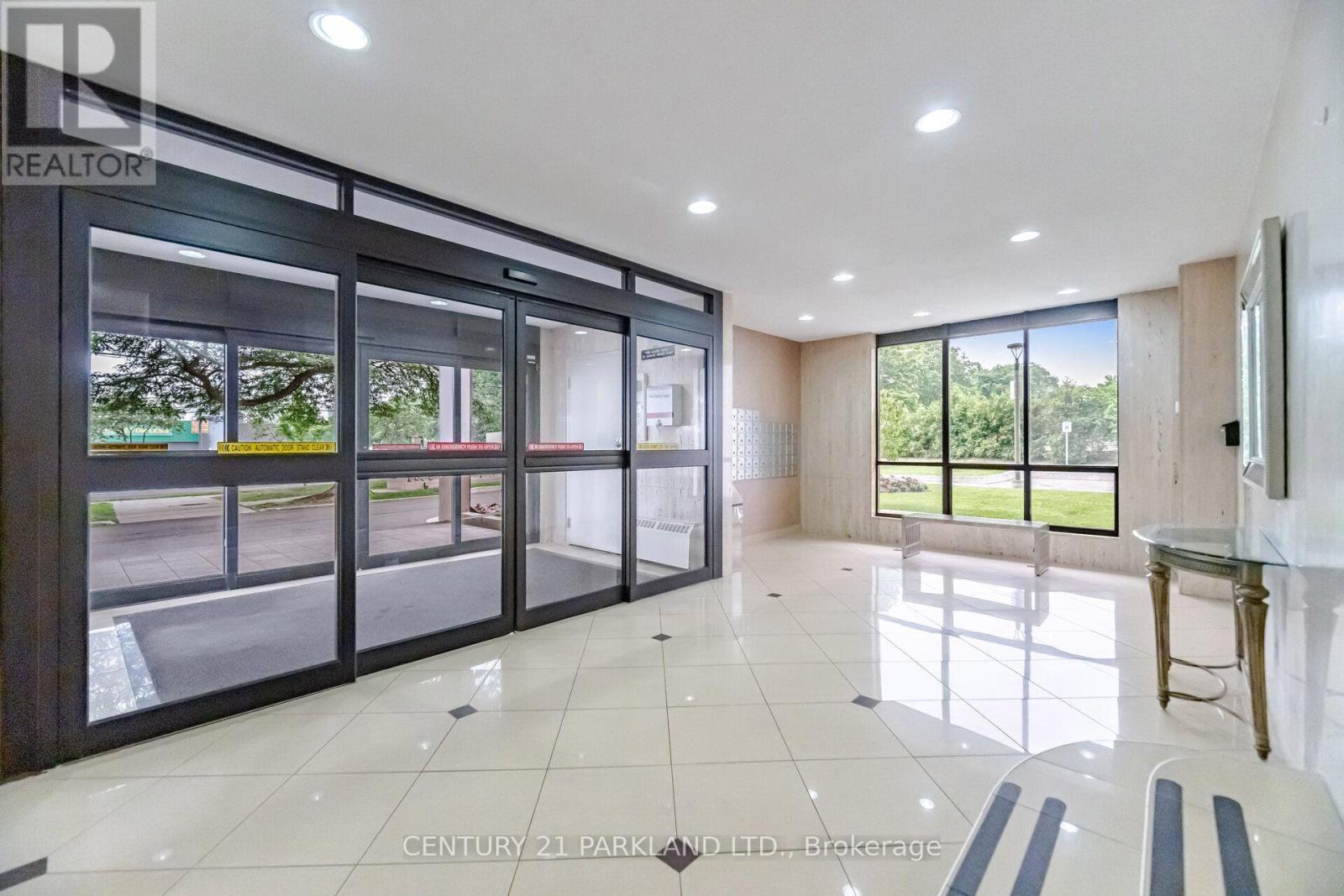 #203 2721 VICTORIA PK AVENUE - 3
