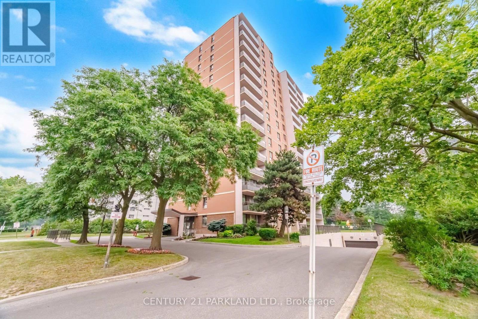 #203 2721 VICTORIA PK AVENUE - 39