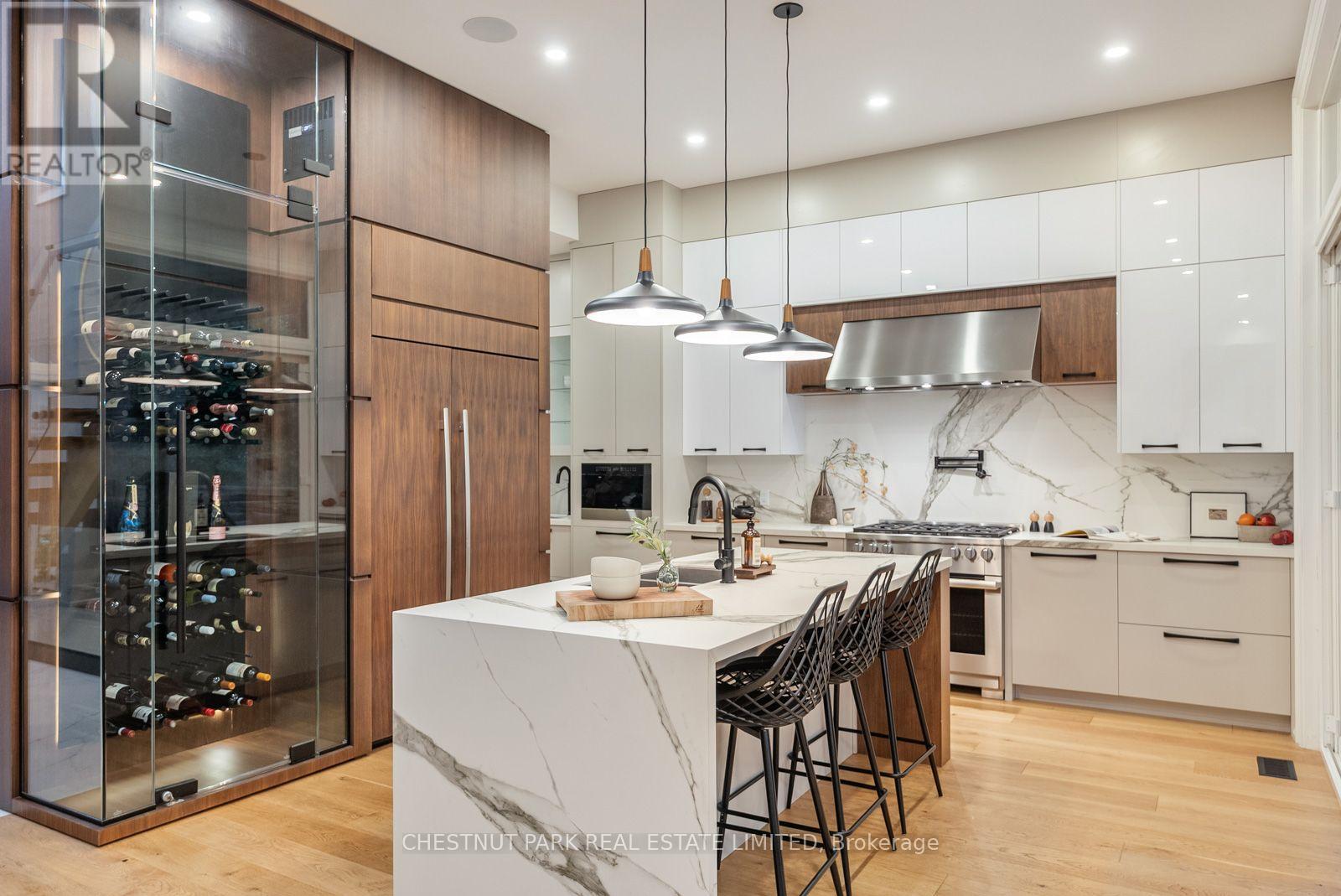142 FALLINGBROOK ROAD - 10