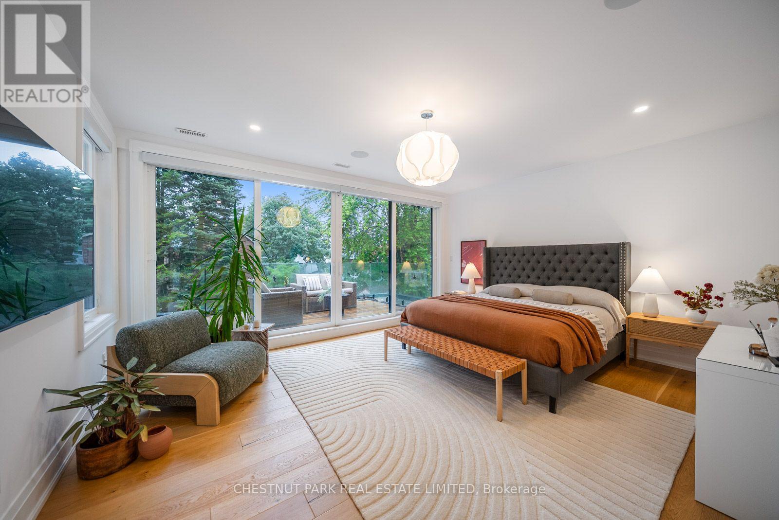 142 FALLINGBROOK ROAD - 22