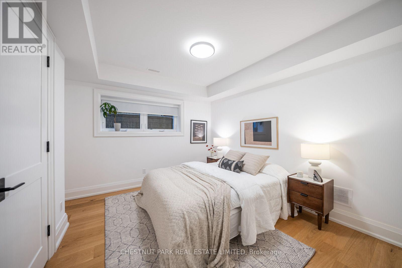 142 FALLINGBROOK ROAD - 35