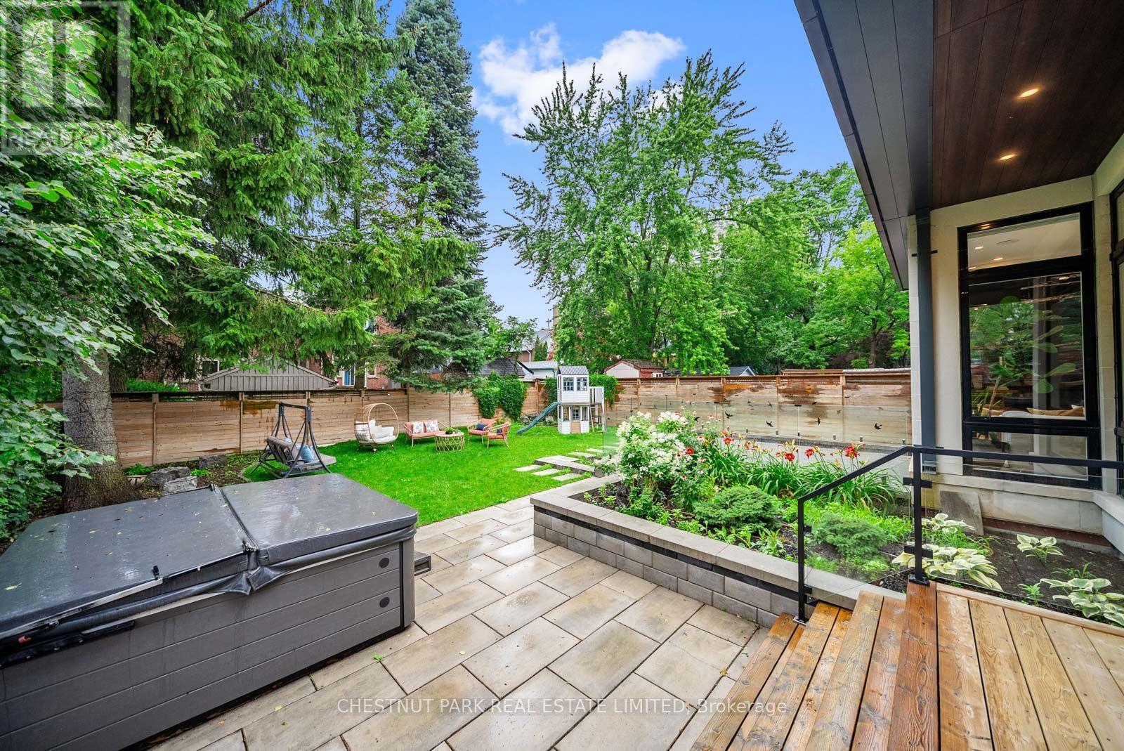 142 FALLINGBROOK ROAD - 46