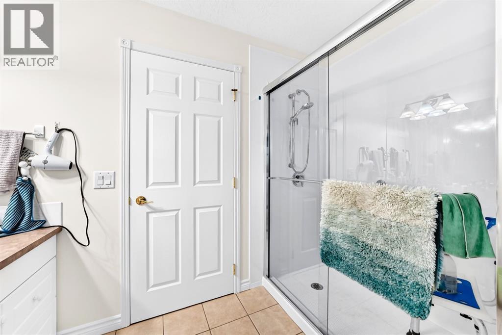 #314 728 Country Hills Road NW - 26