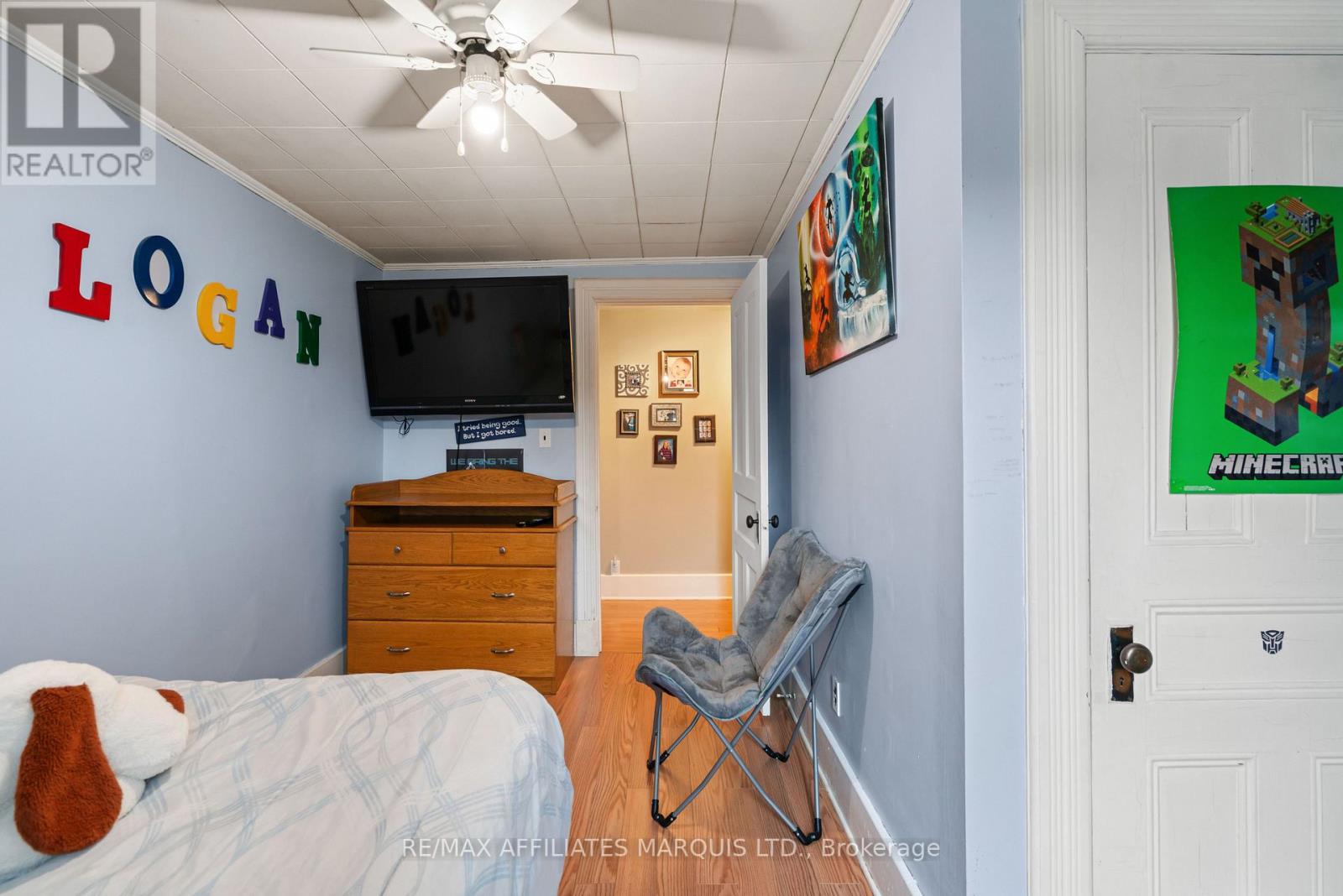 9 SPRUCE STREET - 17