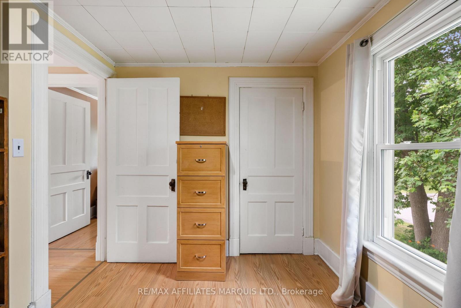 9 SPRUCE STREET - 21