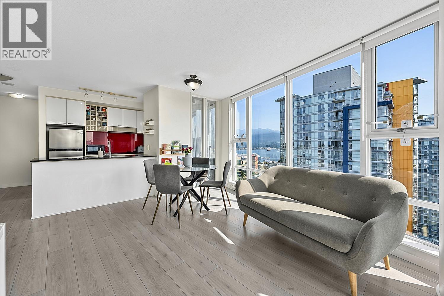 2 Bed, 2 Bath House for Sale in Vancouver – 3008 668 CITADEL PARADE, Vancouver – MLS# R3148925 - Image 20