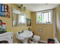 4068 Barclay Rd, Campbell River, BC V9W4Y6 Photo 21